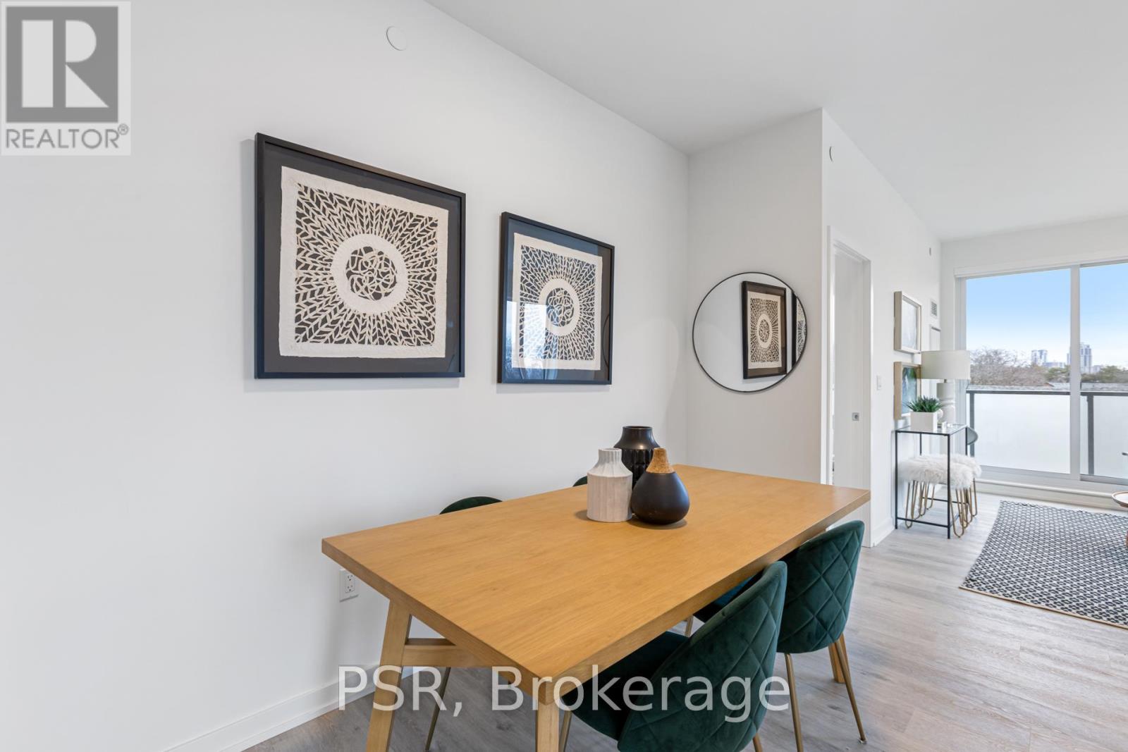 525 - 4365 Bloor Street W, Toronto (Markland Wood), Ontario  M9C 1R3 - Photo 11 - W12711176