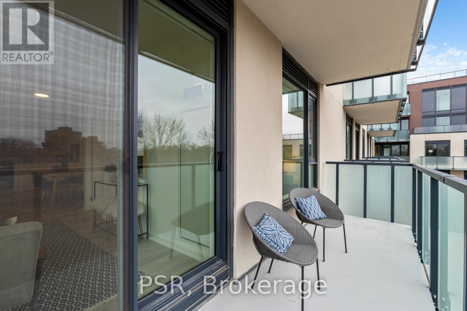 525 - 4365 Bloor Street W, Toronto (Markland Wood), Ontario  M9C 1R3 - Photo 25 - W12711176