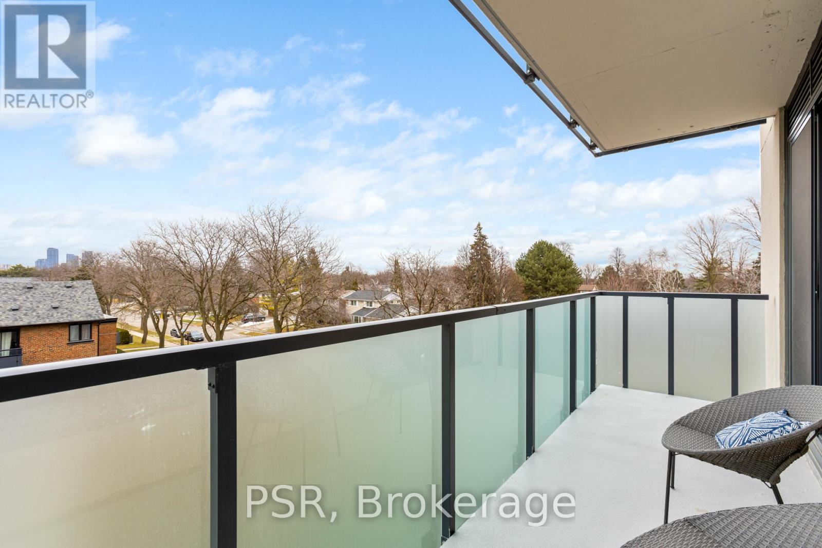 525 - 4365 Bloor Street W, Toronto (Markland Wood), Ontario  M9C 1R3 - Photo 26 - W12711176