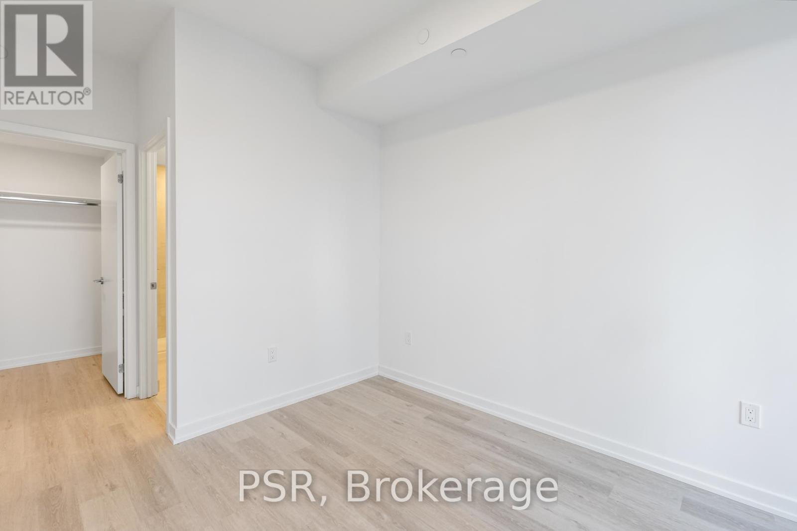 511 - 4365 Bloor Street W, Toronto, Ontario  M9C 1R3 - Photo 11 - W12711182