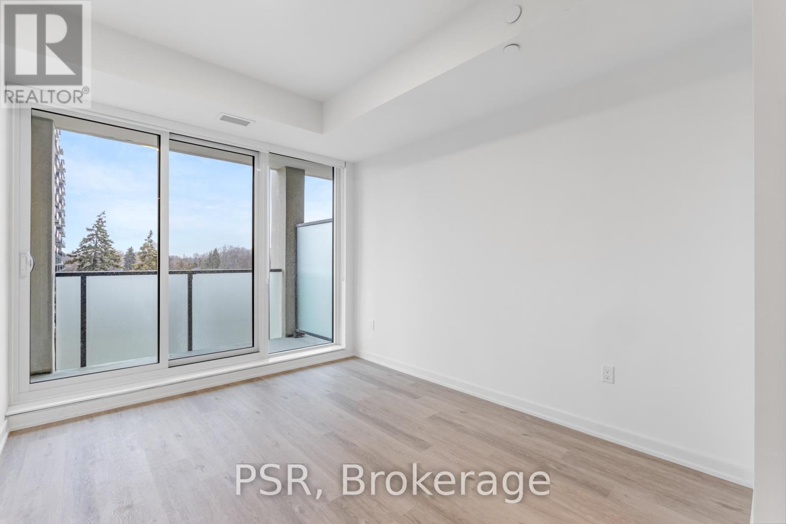 514 - 4365 Bloor Street W, Toronto, Ontario  M9C 1R3 - Photo 2 - W12711188