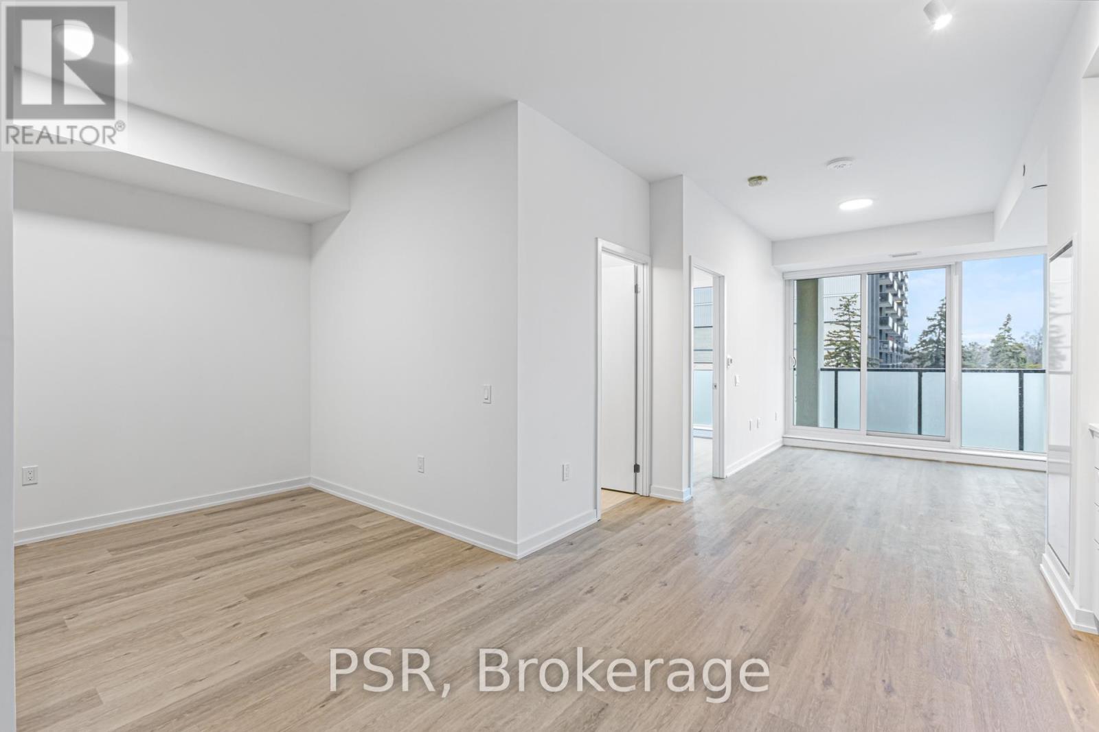 514 - 4365 Bloor Street W, Toronto, Ontario  M9C 1R3 - Photo 3 - W12711188