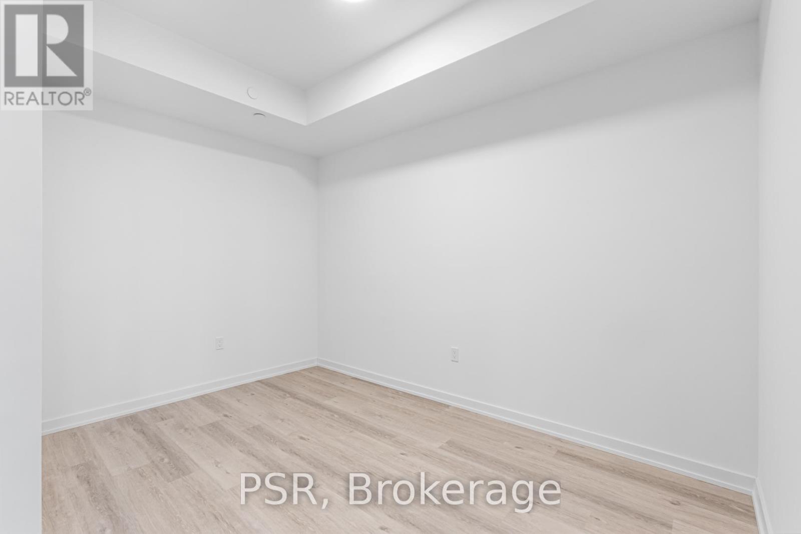 514 - 4365 Bloor Street W, Toronto, Ontario  M9C 1R3 - Photo 5 - W12711188