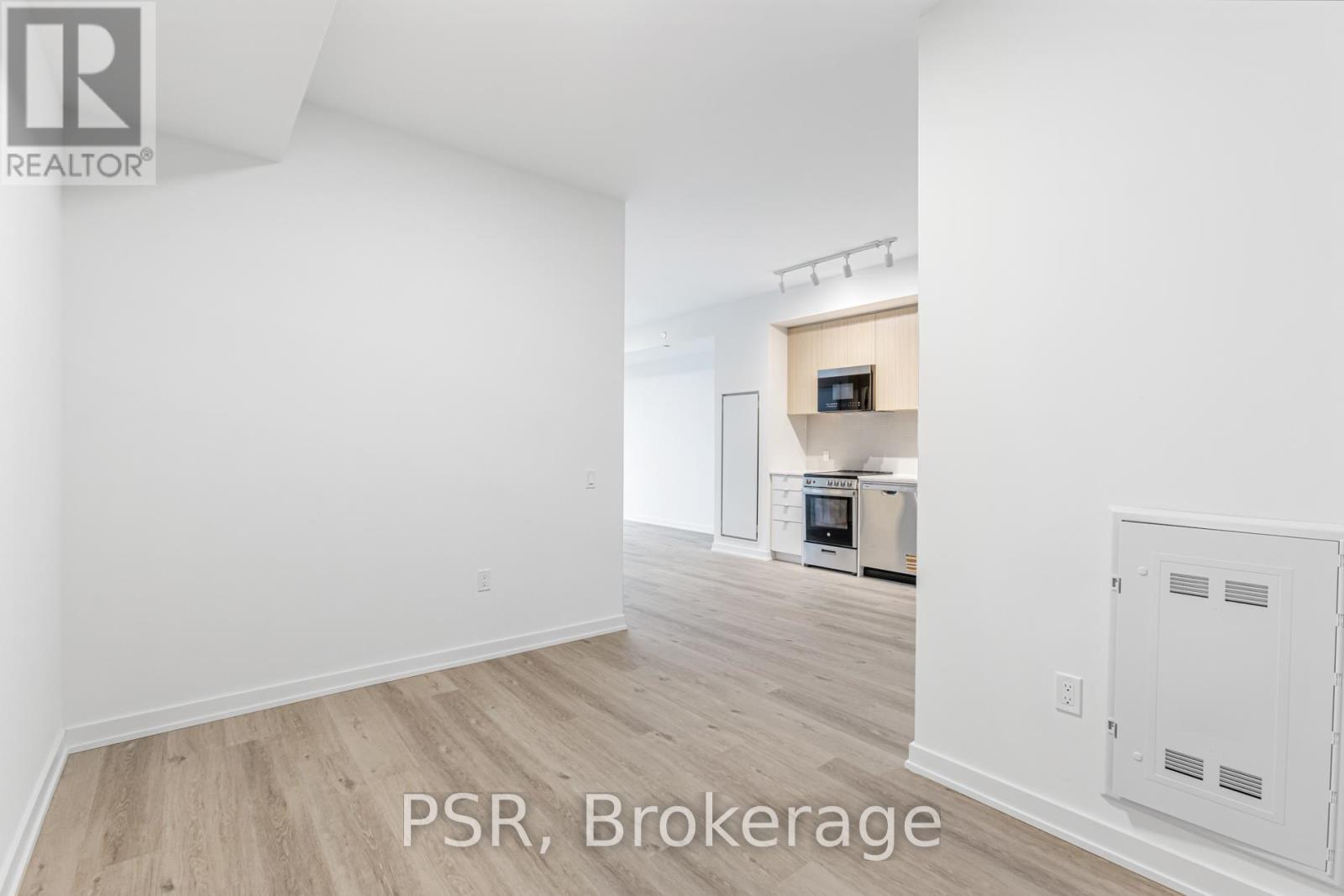 514 - 4365 Bloor Street W, Toronto, Ontario  M9C 1R3 - Photo 6 - W12711188