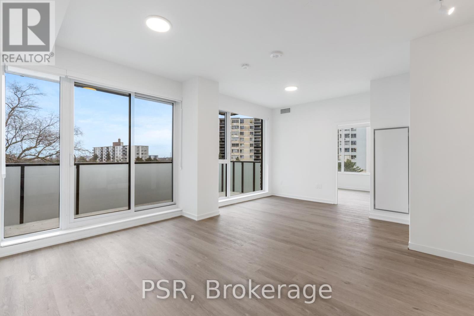 508 - 4365 Bloor Street W, Toronto, Ontario  M9C 1R3 - Photo 1 - W12711194