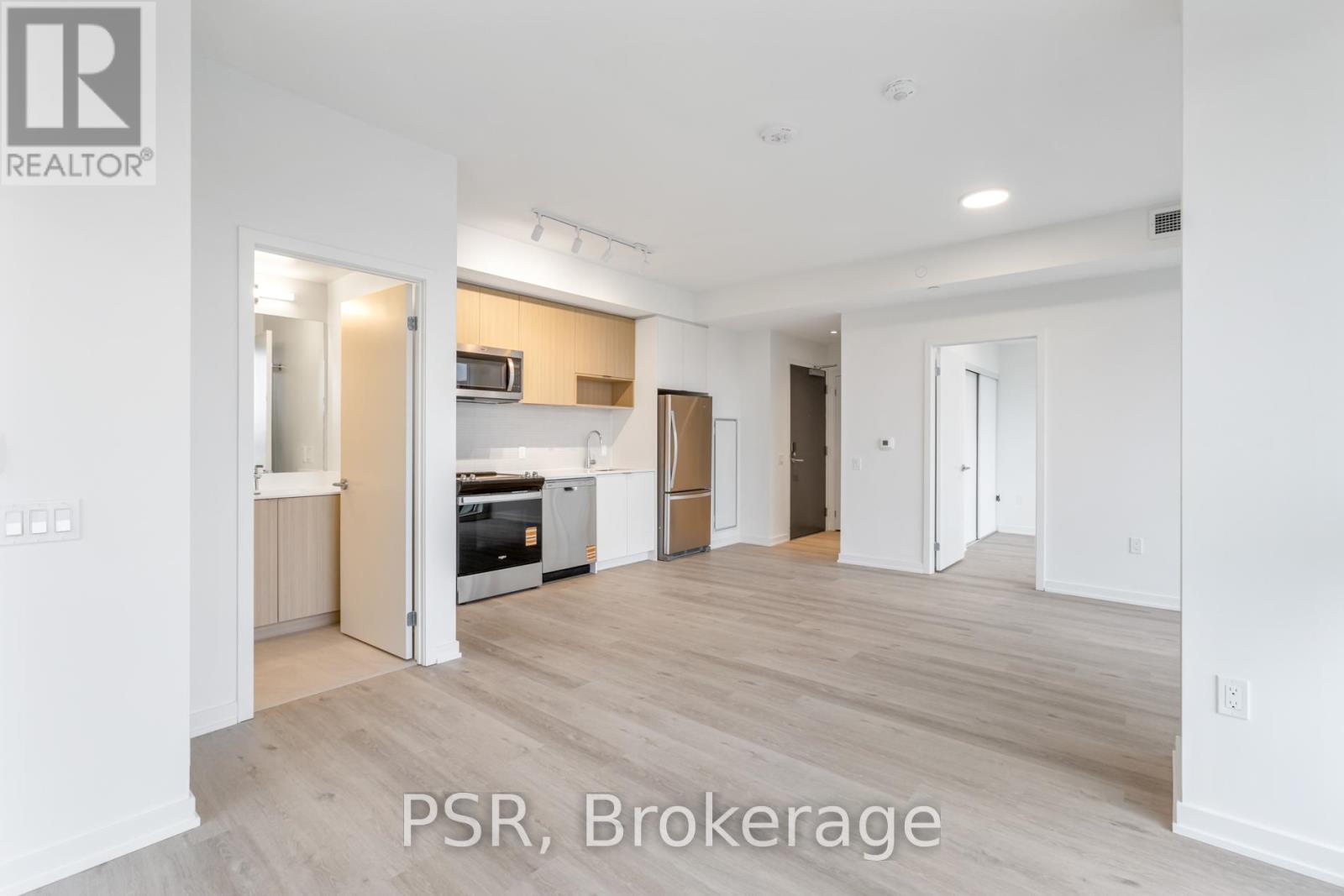 508 - 4365 Bloor Street W, Toronto, Ontario  M9C 1R3 - Photo 10 - W12711194