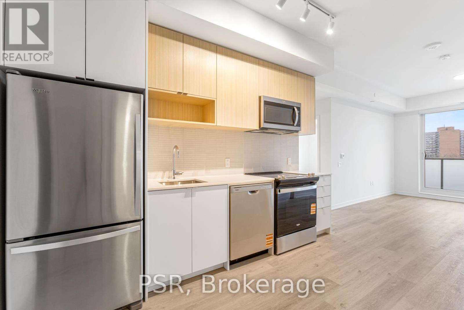 523 - 4365 Bloor Street W, Toronto, Ontario  M9C 1R3 - Photo 2 - W12711198