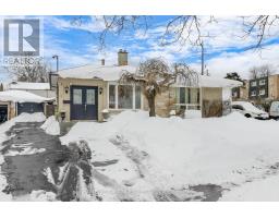 4 FRANKTON CRESCENT, Toronto, Ontario