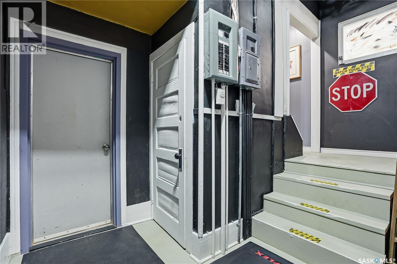 418 Main Street, Gravelbourg, Saskatchewan  S0H 1X0 - Photo 18 - SK026817