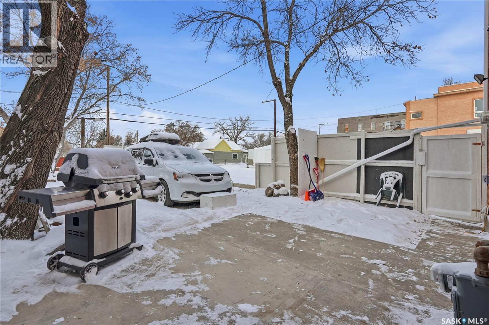 418 Main Street, Gravelbourg, Saskatchewan  S0H 1X0 - Photo 47 - SK026817