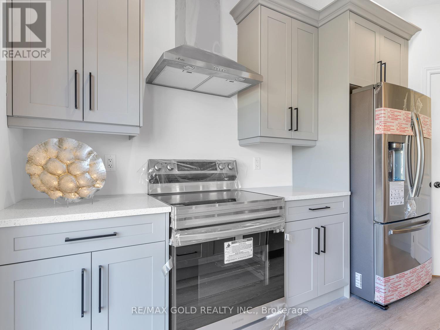 139 Byers Street, London South, Ontario  N6L 0E9 - Photo 15 - X12710998