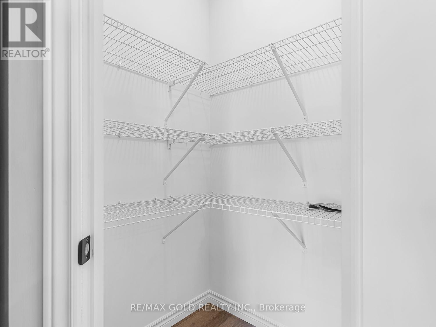 139 Byers Street, London South, Ontario  N6L 0E9 - Photo 18 - X12710998