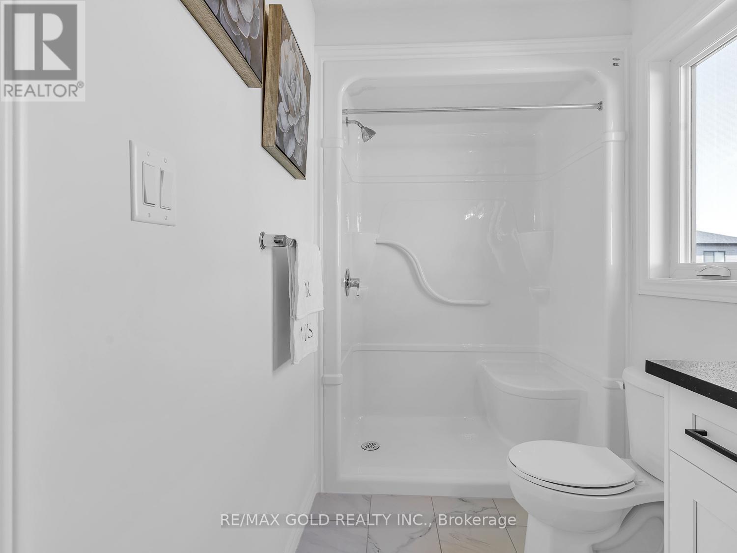 139 Byers Street, London South, Ontario  N6L 0E9 - Photo 37 - X12710998