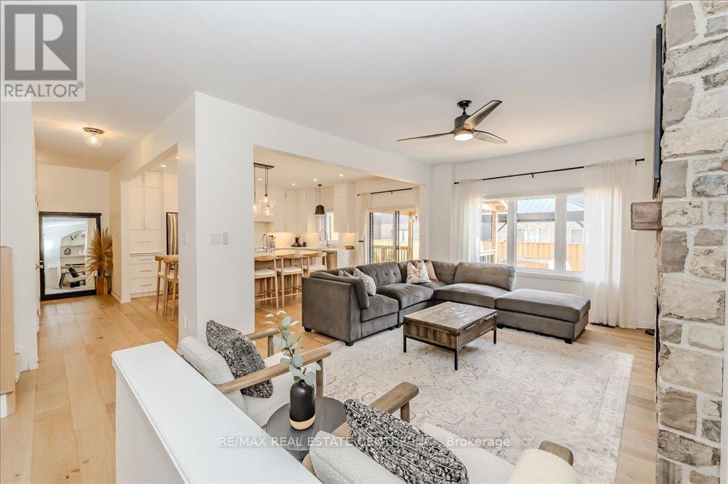 53 Scenic Ridge Gate, Brant, Ontario  N3L 0K4 - Photo 14 - X12711036