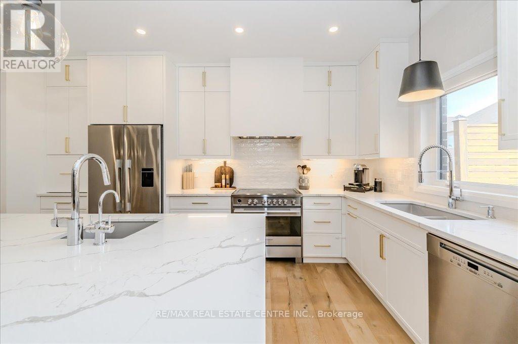 53 Scenic Ridge Gate, Brant, Ontario  N3L 0K4 - Photo 17 - X12711036