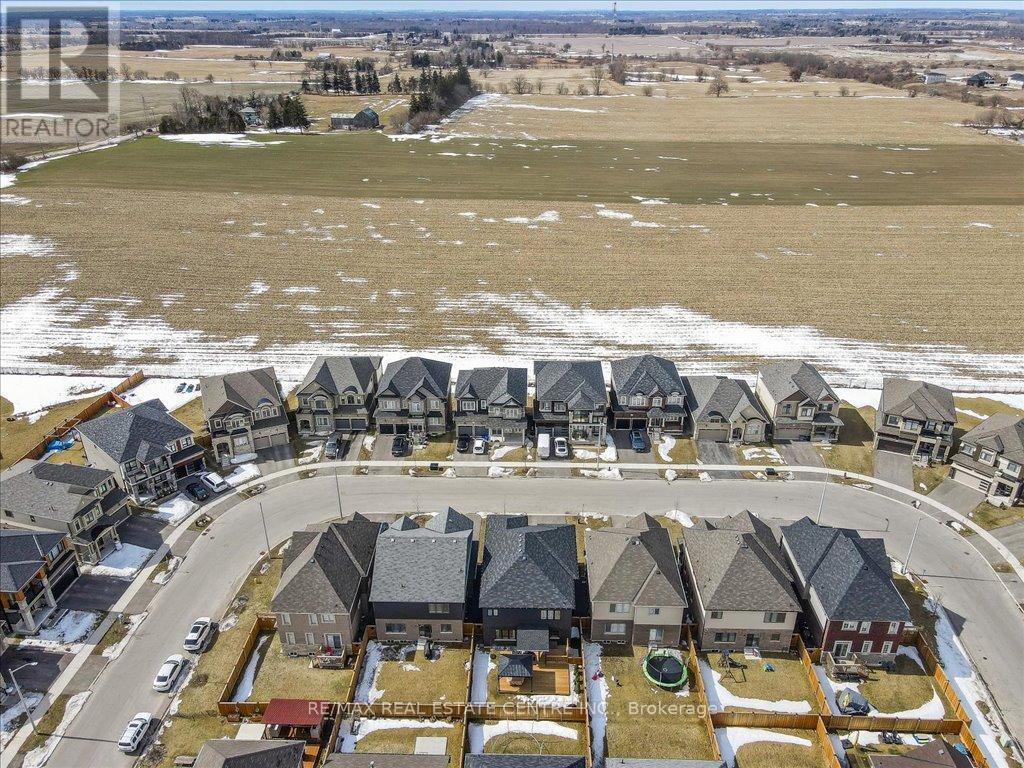 53 Scenic Ridge Gate, Brant, Ontario  N3L 0K4 - Photo 37 - X12711036