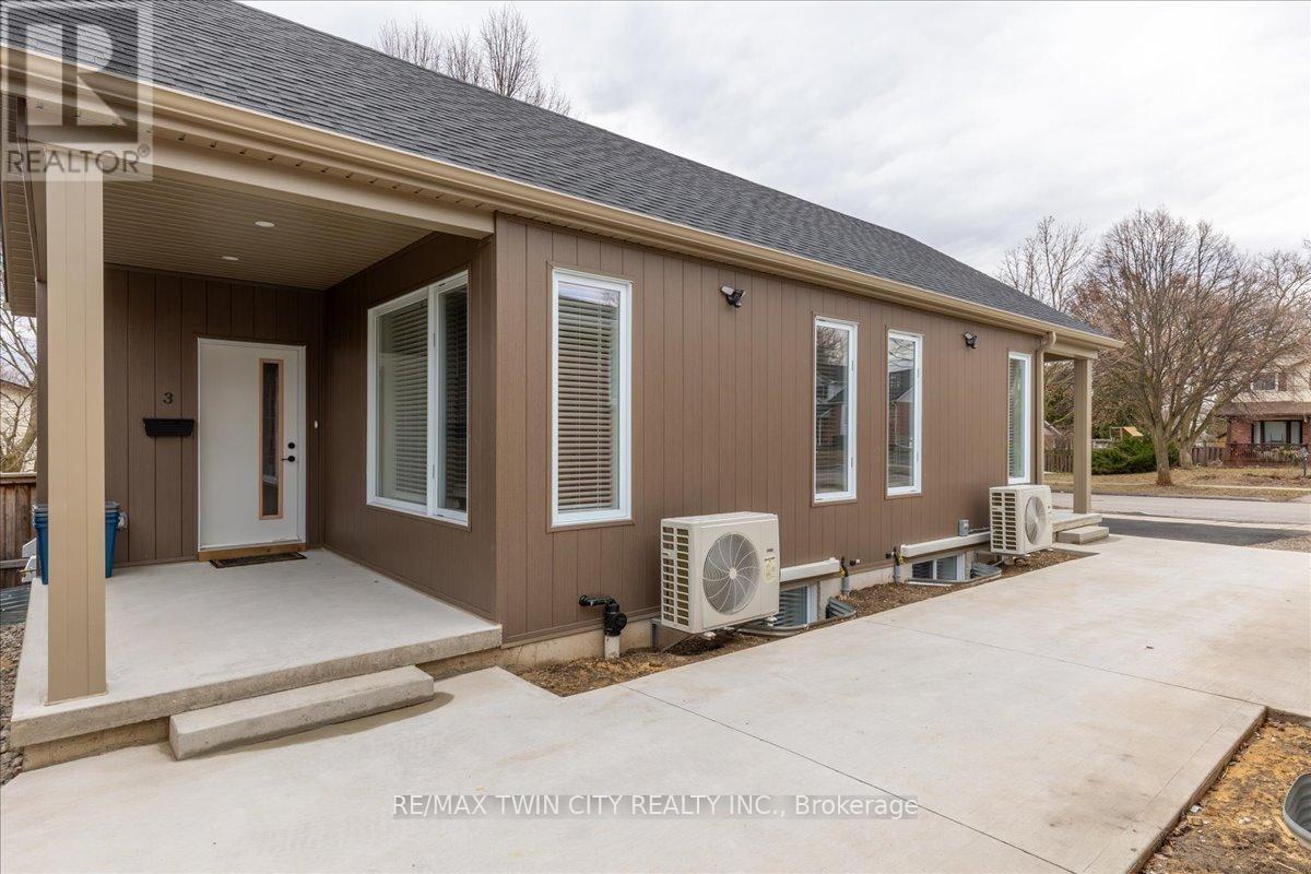 3 - 2 Pipers Green Court, Kitchener, Ontario  N2E 3C6 - Photo 43 - X12711092