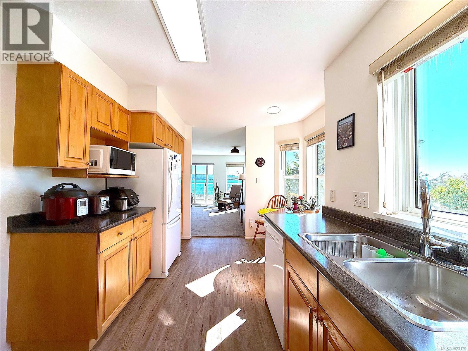 201 1216 Island Hwy S, Campbell River, British Columbia  V9W 1B5 - Photo 7 - 1023179