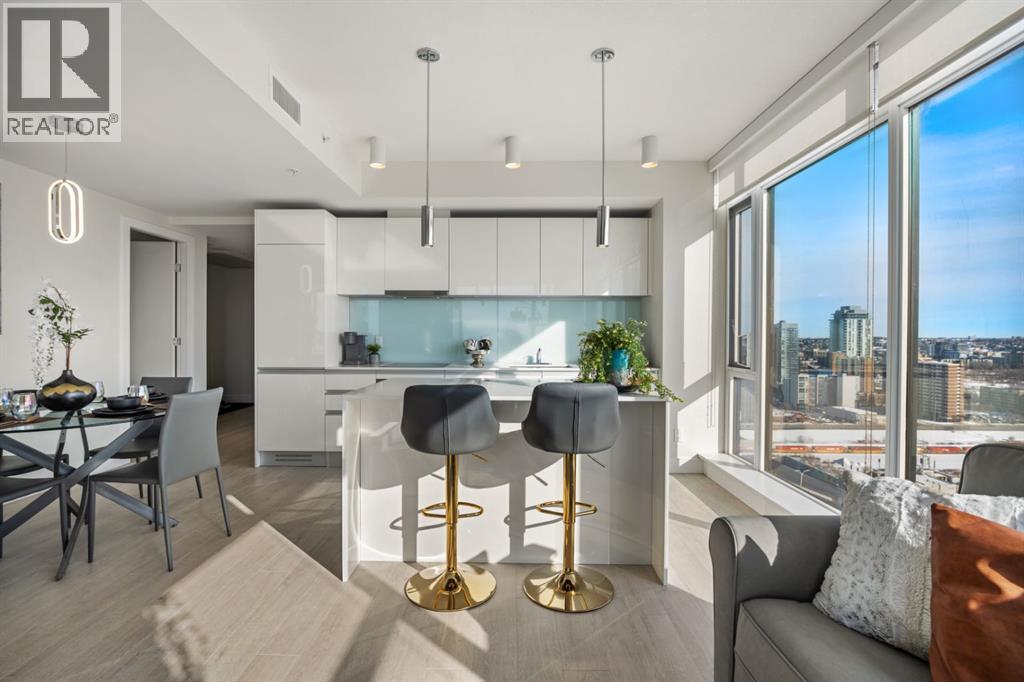 2002, 1188 3 Street Se, Calgary, Alberta  T2p 1P4 - Photo 2 - A2273263