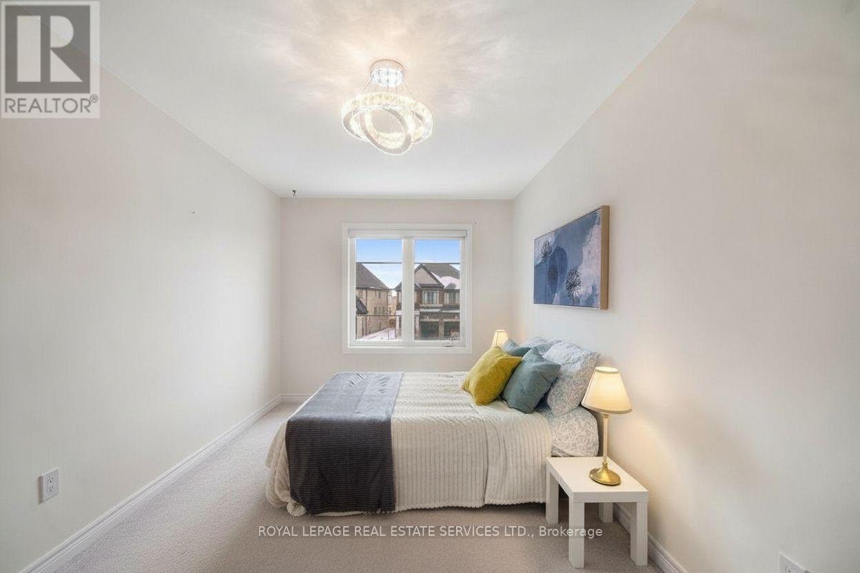 1365 Farmstead Drive, Milton, Ontario  L9E 1K4 - Photo 24 - W12711152