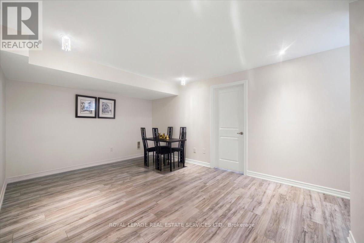 1365 Farmstead Drive, Milton, Ontario  L9E 1K4 - Photo 30 - W12711152