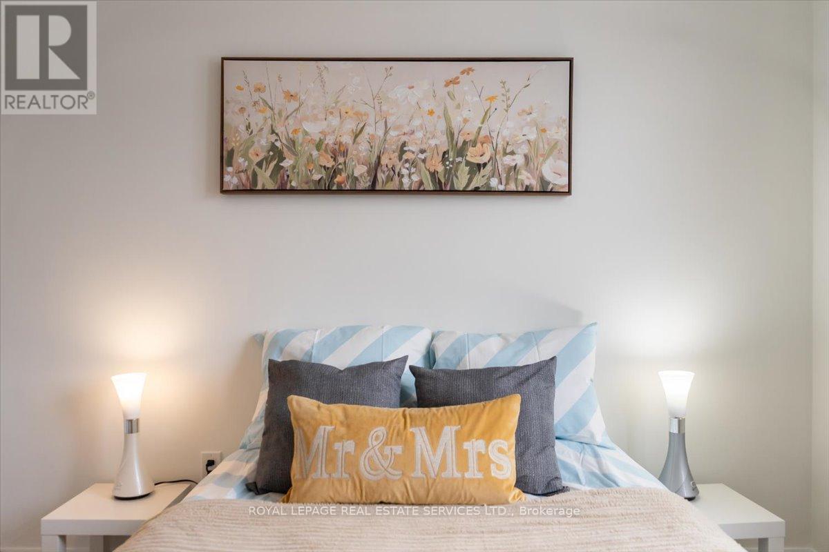 1365 Farmstead Drive, Milton, Ontario  L9E 1K4 - Photo 25 - W12711152