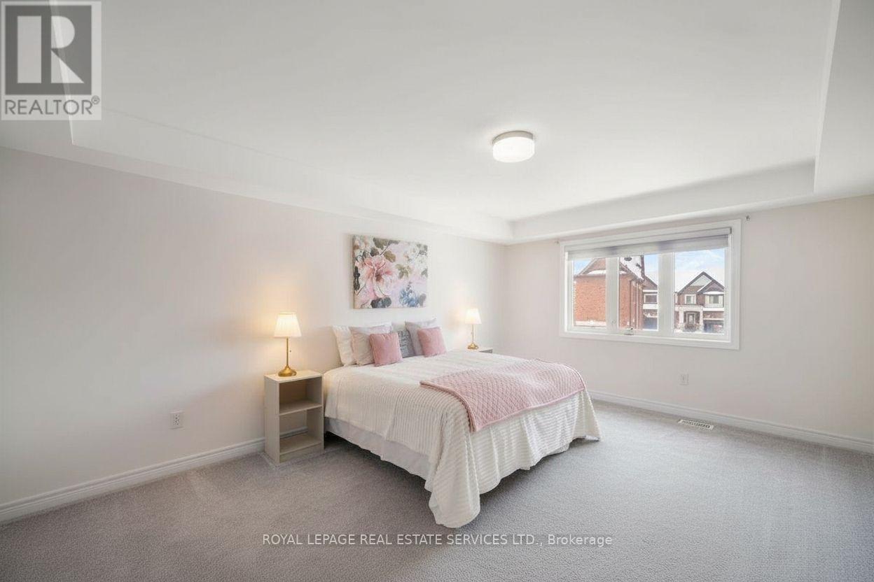 1365 Farmstead Drive, Milton, Ontario  L9E 1K4 - Photo 17 - W12711152