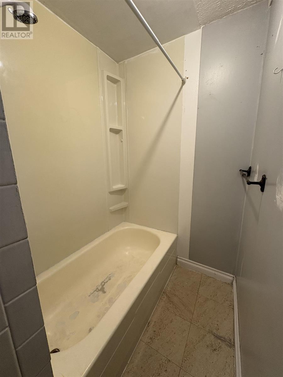 153 Alexandra St, Sault Ste. Marie, Ontario P6A 1J5 - Photo 6 - SM253337