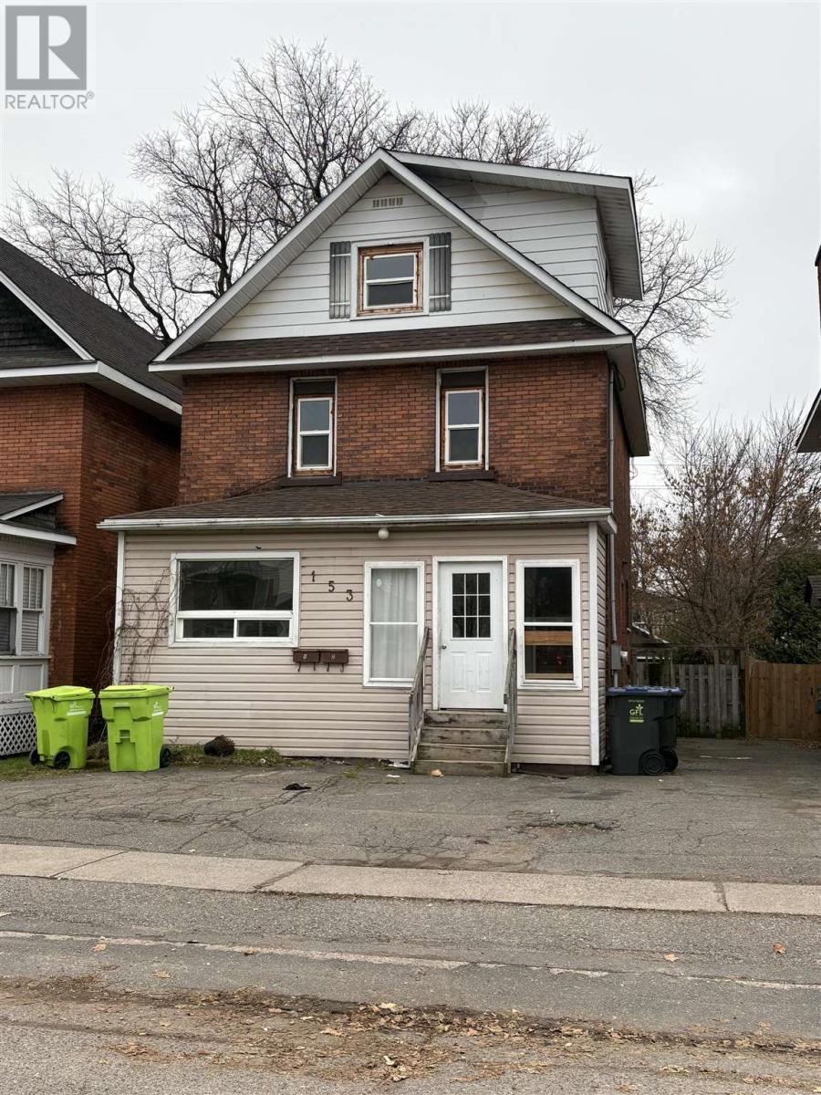 153 Alexandra St, Sault Ste. Marie, Ontario P6A 1J5 - Photo 1 - SM253337