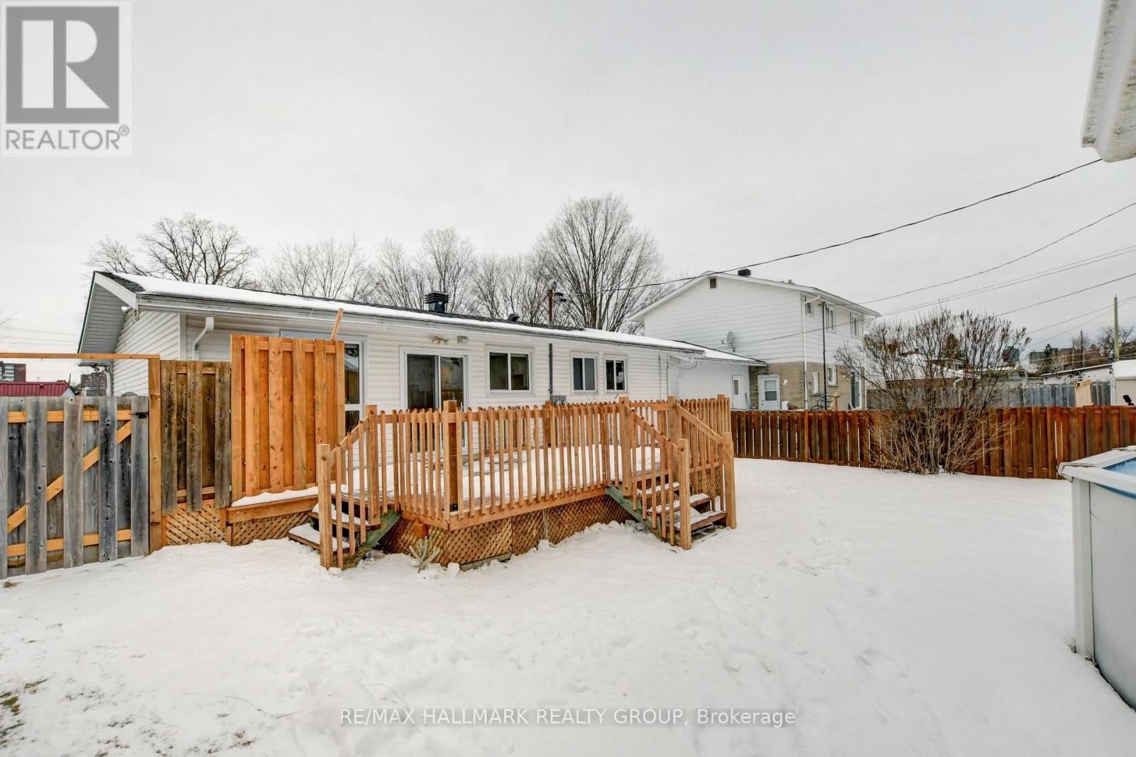 2223 Martha Avenue, Ottawa, Ontario  K1G 1K8 - Photo 20 - X12691608