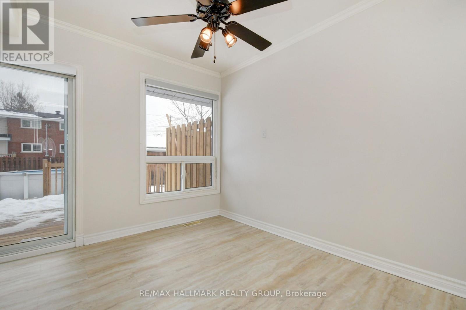 2223 Martha Avenue, Ottawa, Ontario  K1G 1K8 - Photo 5 - X12691608