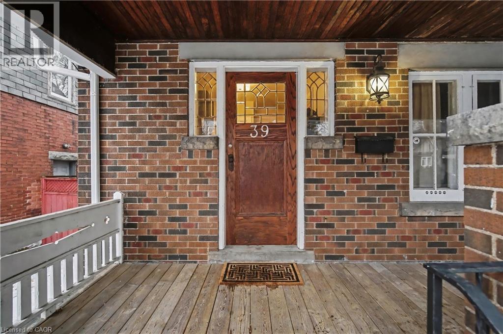 39 Haddon Avenue N, Hamilton, Ontario  L8S 4A2 - Photo 4 - 40796919