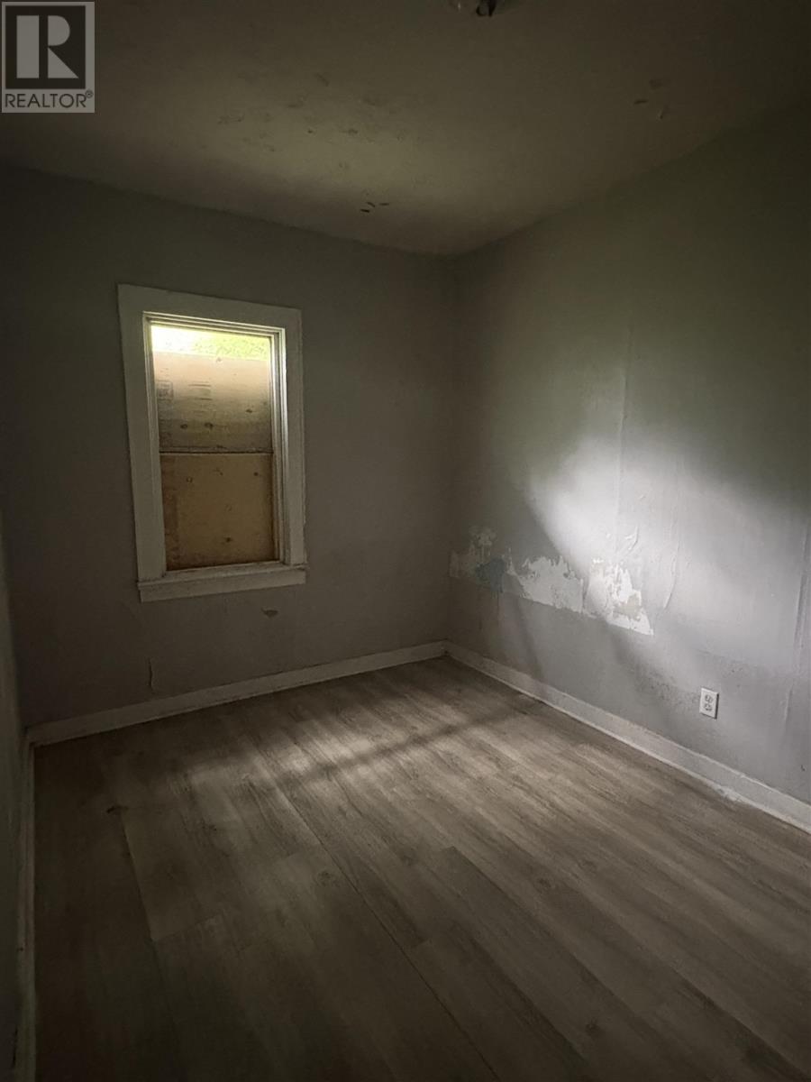 231 Brown St, Sault Ste. Marie, Ontario P6A 1N8 - Photo 9 - SM260136