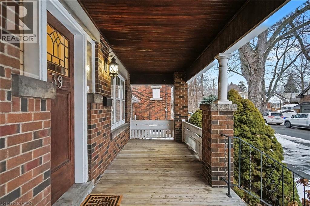 39 Haddon Avenue N, Hamilton, Ontario  L8S 4A2 - Photo 5 - 40796919