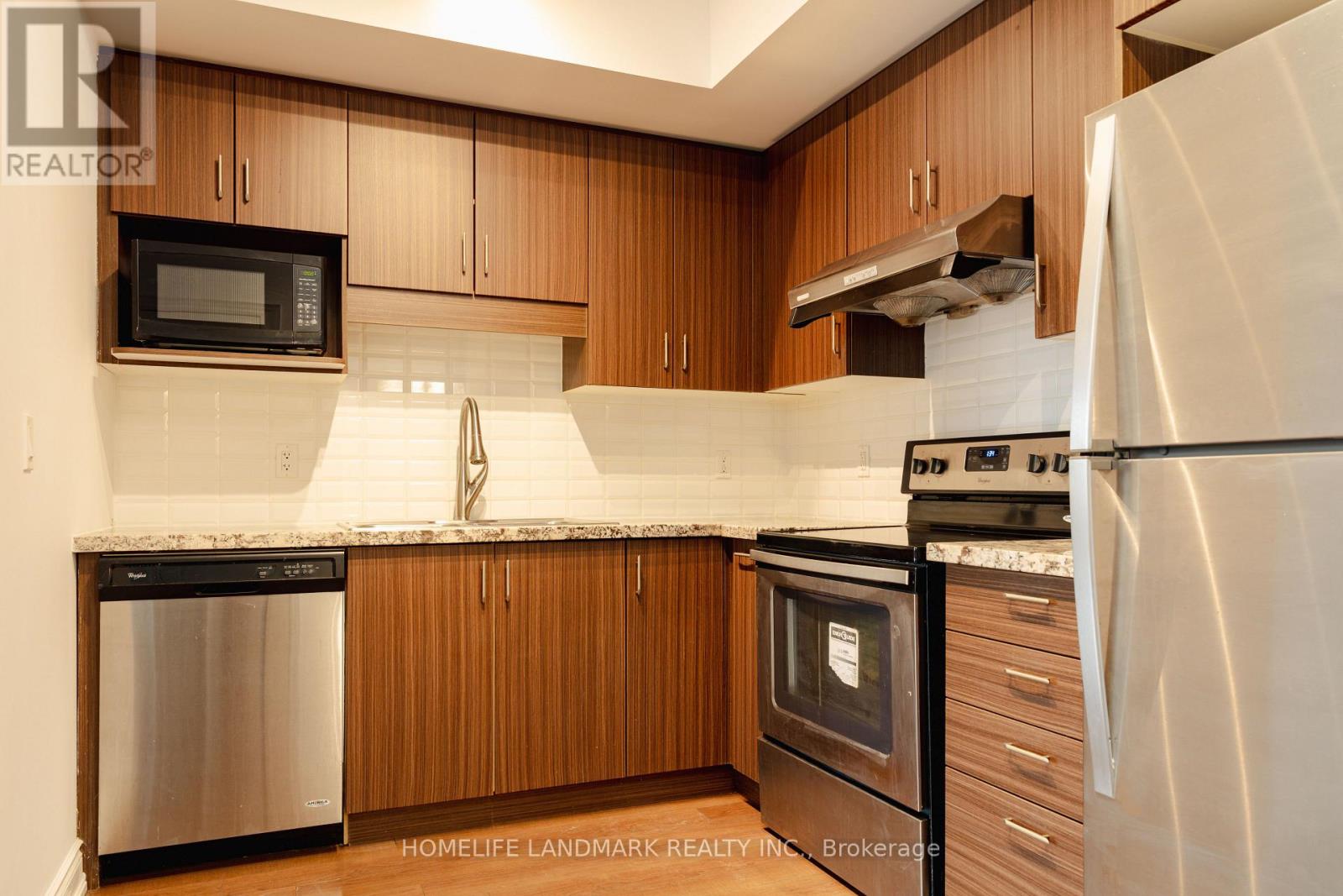 716 - 38 Cedarland Drive, Markham, Ontario  L6G 0G7 - Photo 9 - N12693858