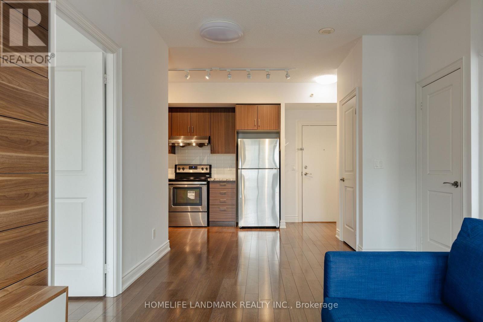 716 - 38 Cedarland Drive, Markham, Ontario  L6G 0G7 - Photo 6 - N12693858