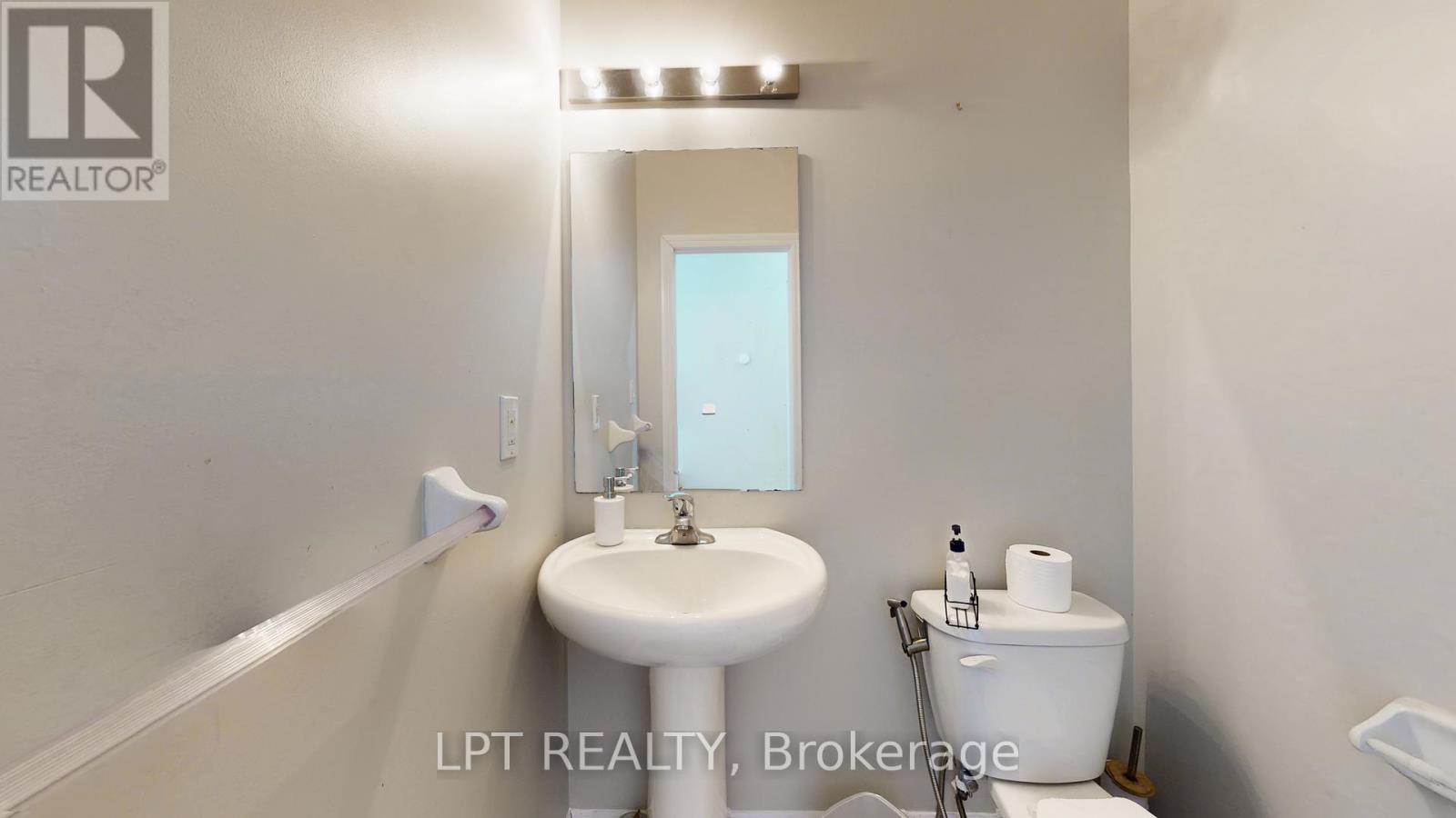 162 Agava Street, Brampton, Ontario  L7A 4R9 - Photo 8 - W12692266