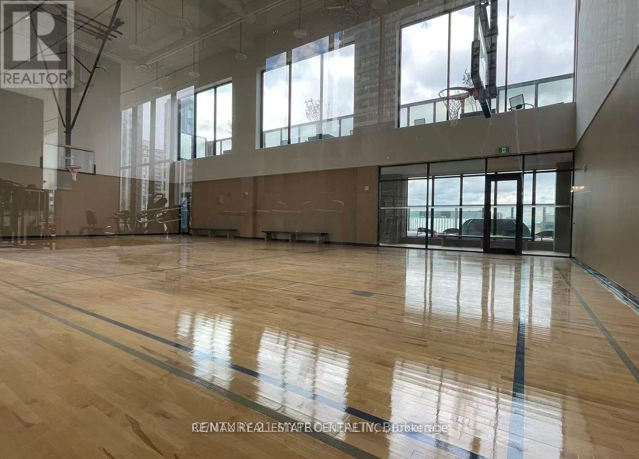 1305 - 395 Square One Drive, Mississauga, Ontario  L5B 0P6 - Photo 33 - W12707902