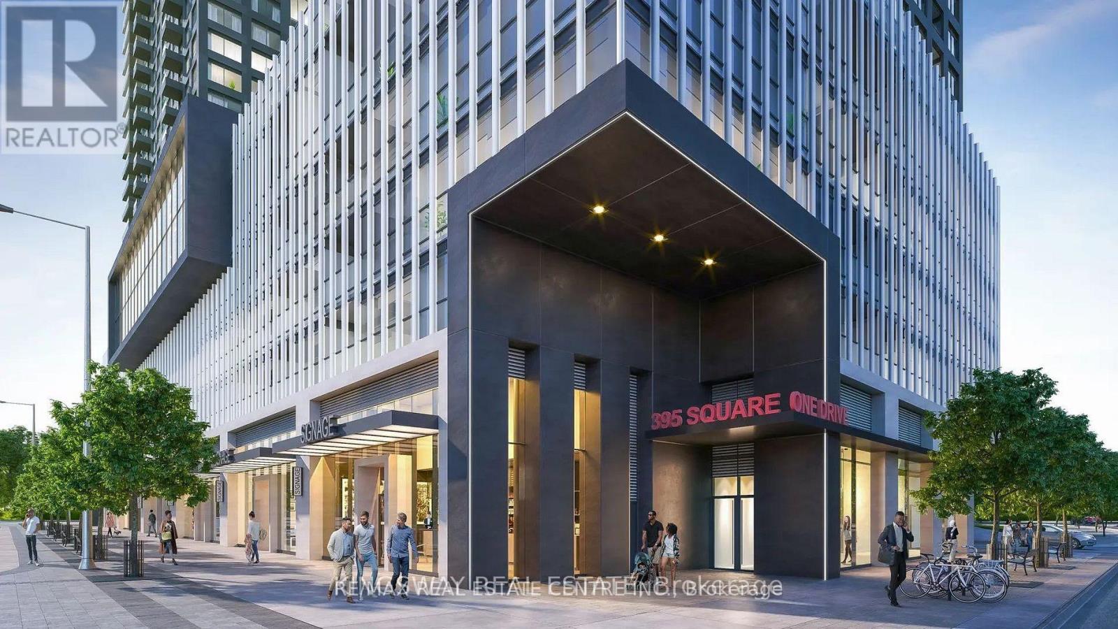 1305 - 395 Square One Drive, Mississauga, Ontario  L5B 0P6 - Photo 2 - W12707902