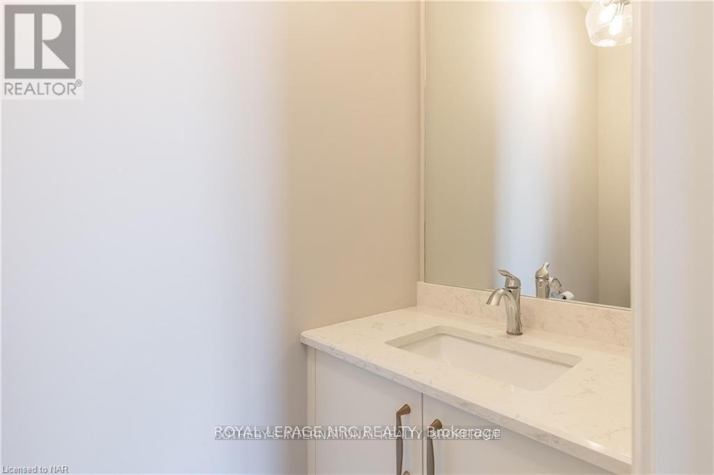 32 Rampart Street, Niagara-On-The-Lake, Ontario  L0S 1J0 - Photo 10 - X12711260