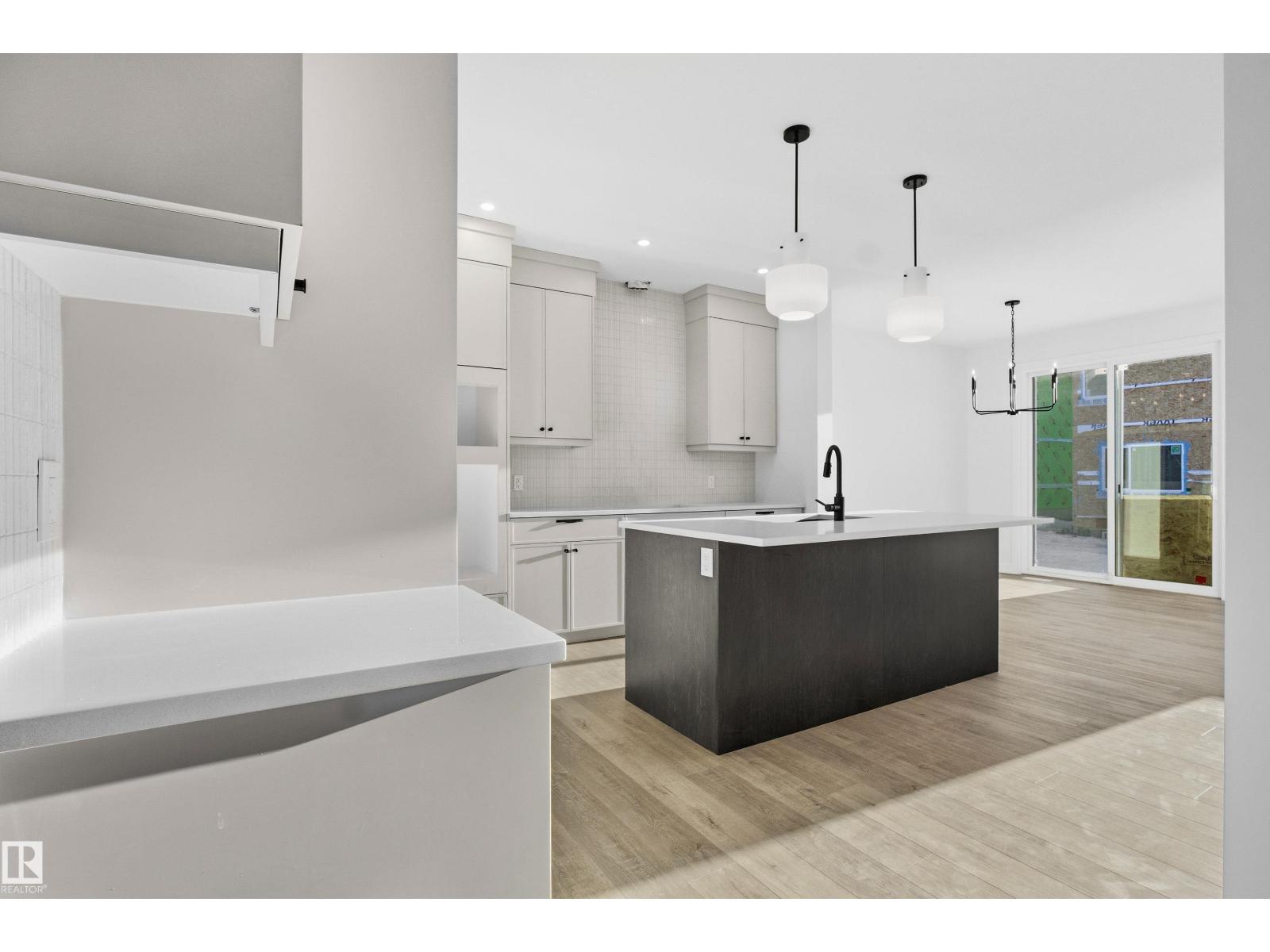 2126 Muckleplum Cr Sw, Edmonton, Alberta  T6X 3G9 - Photo 2 - E4470215