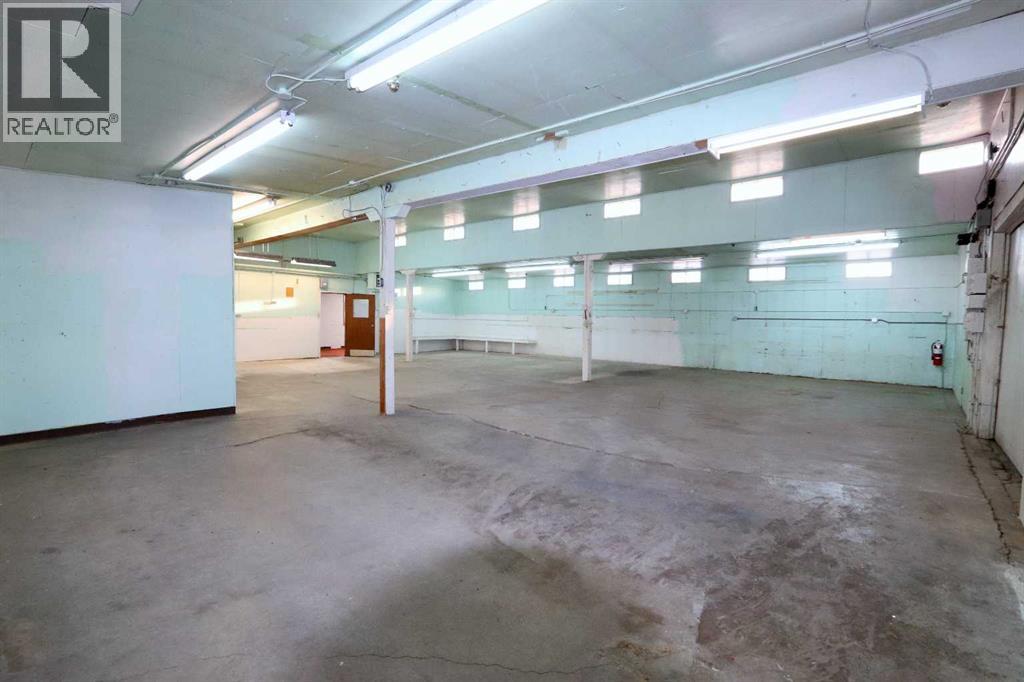 5306 50 Street, Ponoka, Alberta  T4J 1H4 - Photo 3 - A2274262