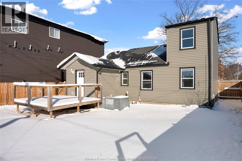 1097 California Avenue, Windsor, Ontario  N9B 2Z5 - Photo 1 - 26001459