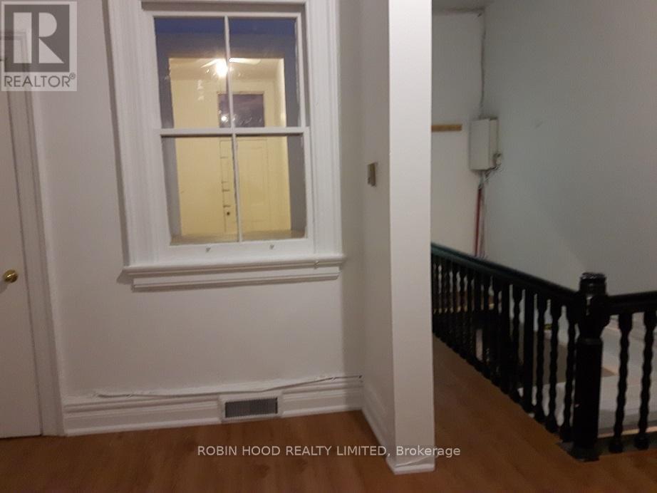 3rd Floor - 384 Spadina Avenue, Toronto, Ontario  M5T 2G5 - Photo 1 - C12711232