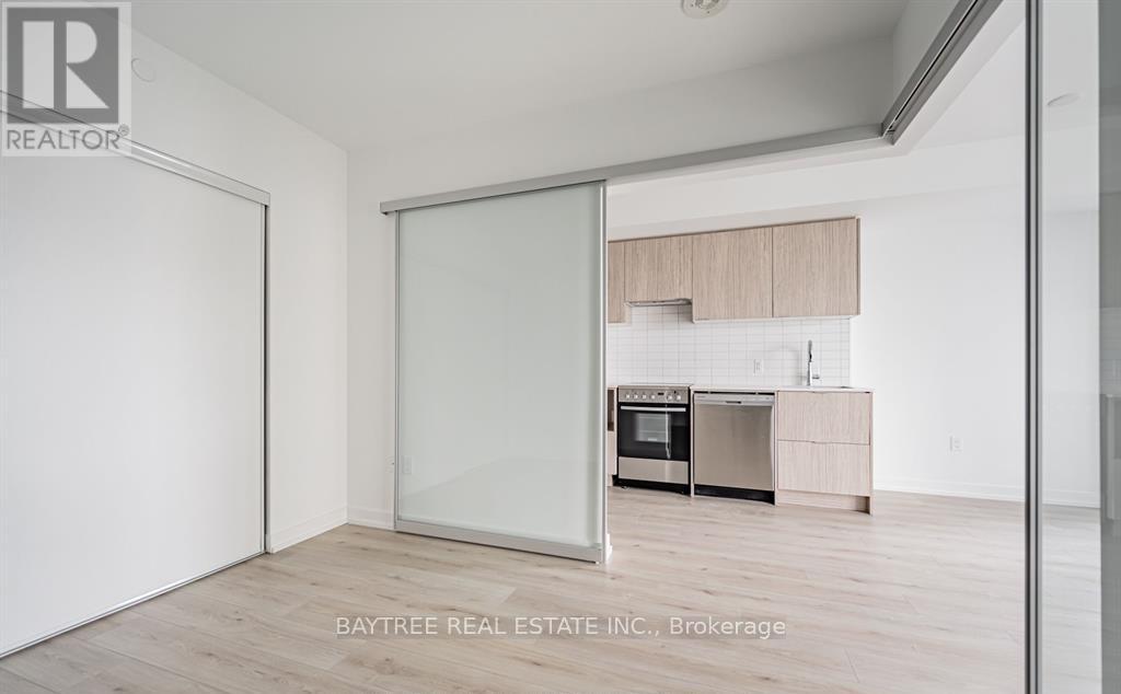 1512 - 395 Bloor Street E, Toronto, Ontario  M4W 0B4 - Photo 10 - C12711252