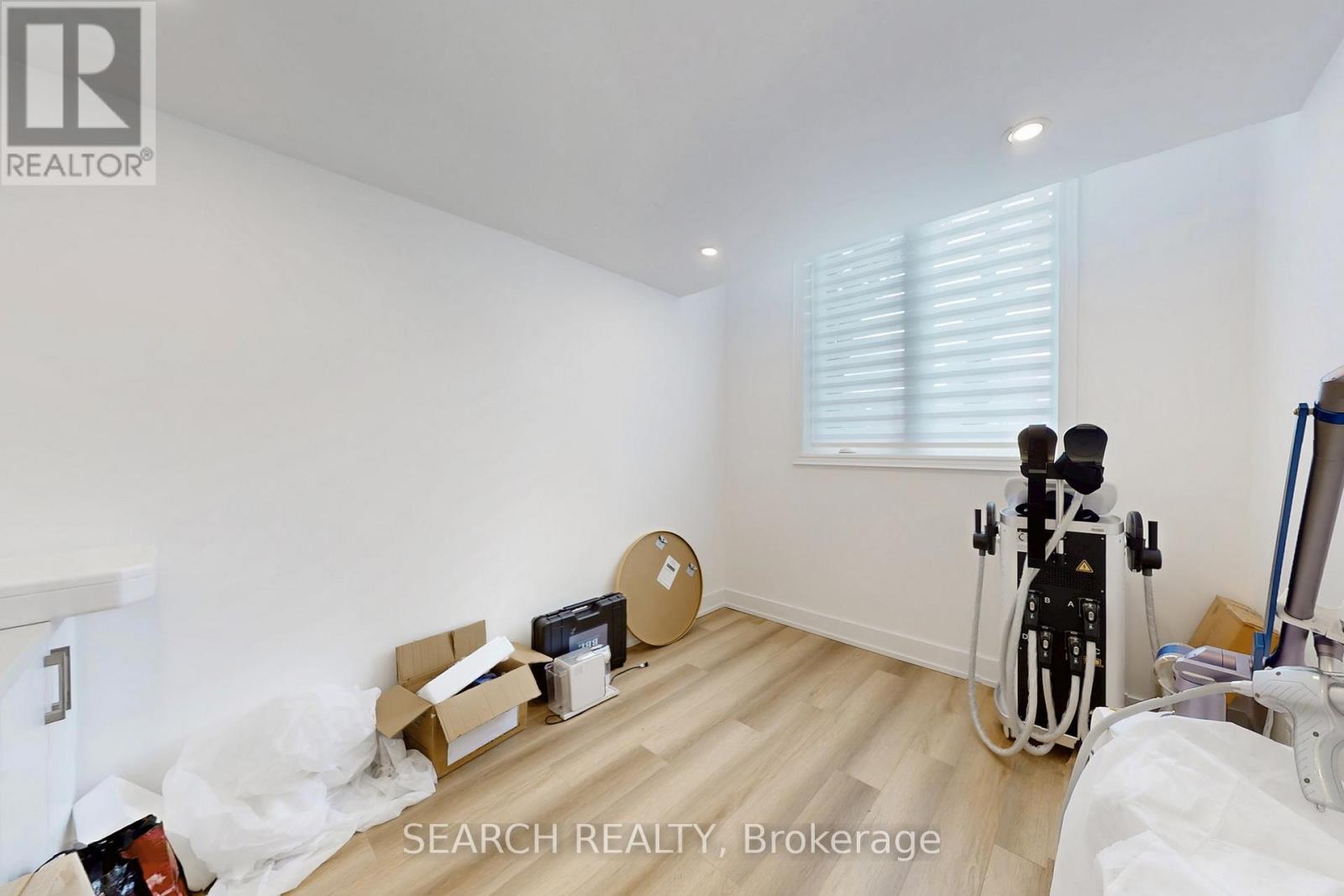 42 Village Centre, Mississauga, Ontario L4Z 1V9 - Photo 11 - W12588440