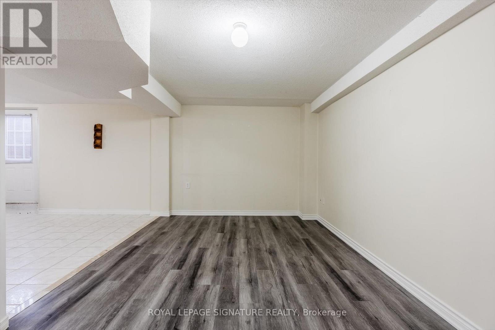 807 Father D'souza Drive, Mississauga, Ontario  L5V 2X5 - Photo 18 - W12711034