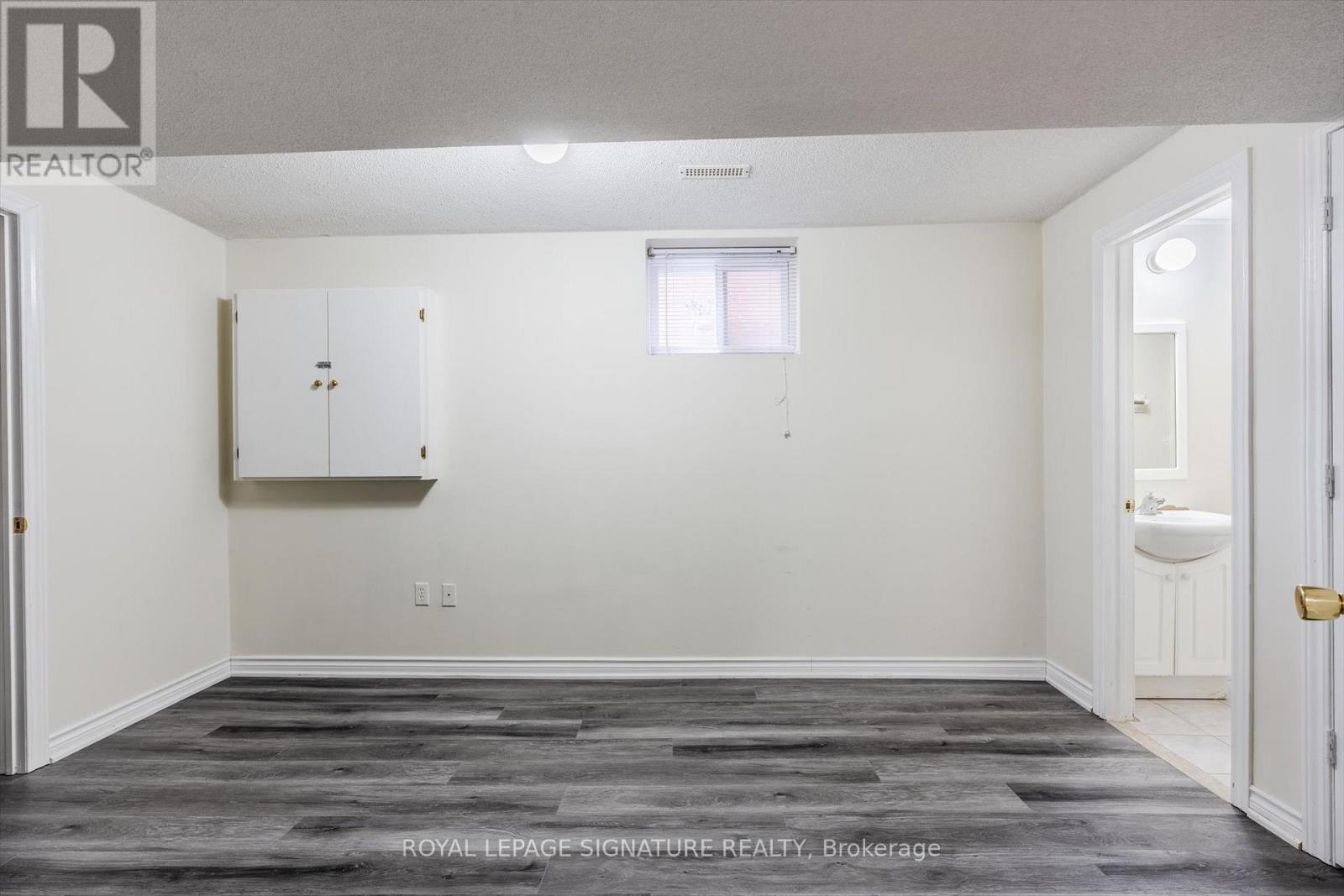 807 Father D'souza Drive, Mississauga, Ontario  L5V 2X5 - Photo 23 - W12711034