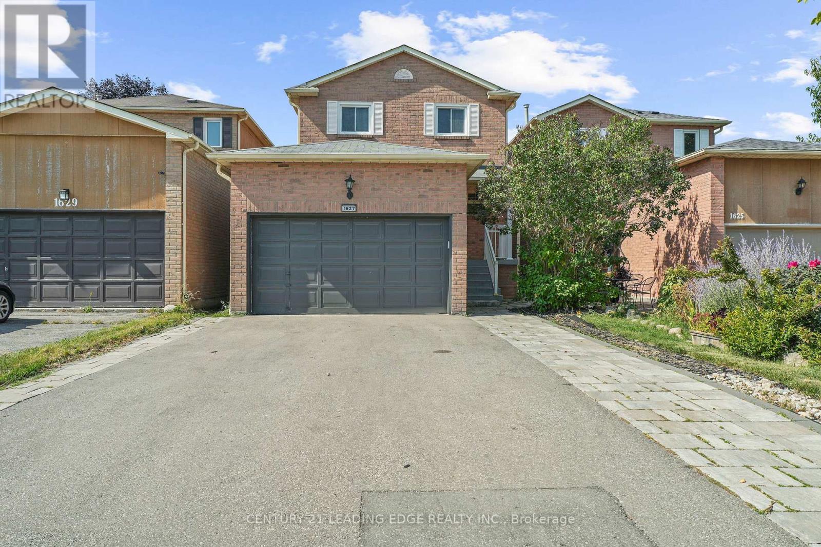 Lower - 1627 Fairfield Crescent, Pickering, Ontario  L1V 6H2 - Photo 2 - E12711280