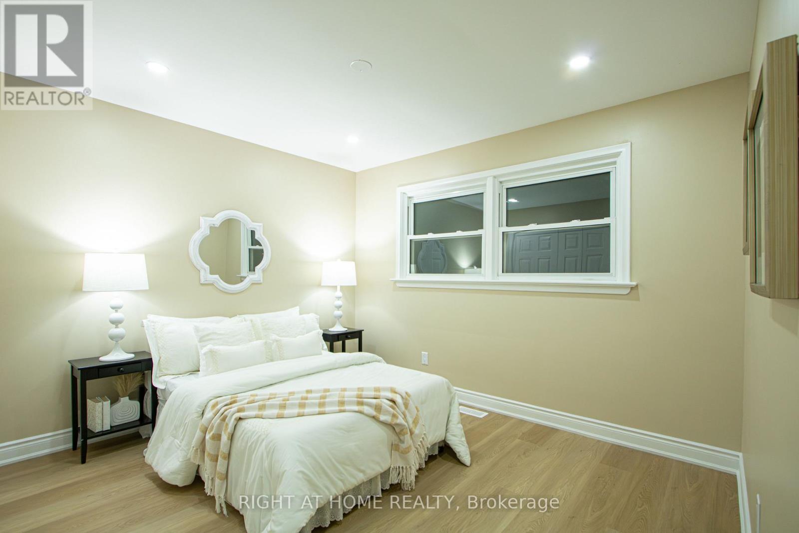 26 Wychwood Parkway, London North, Ontario  N6G 1R5 - Photo 20 - X12710968